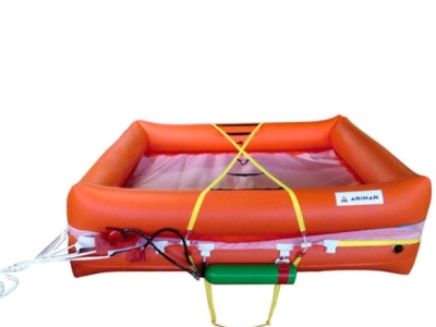 Obligation of the life raft: all the rules